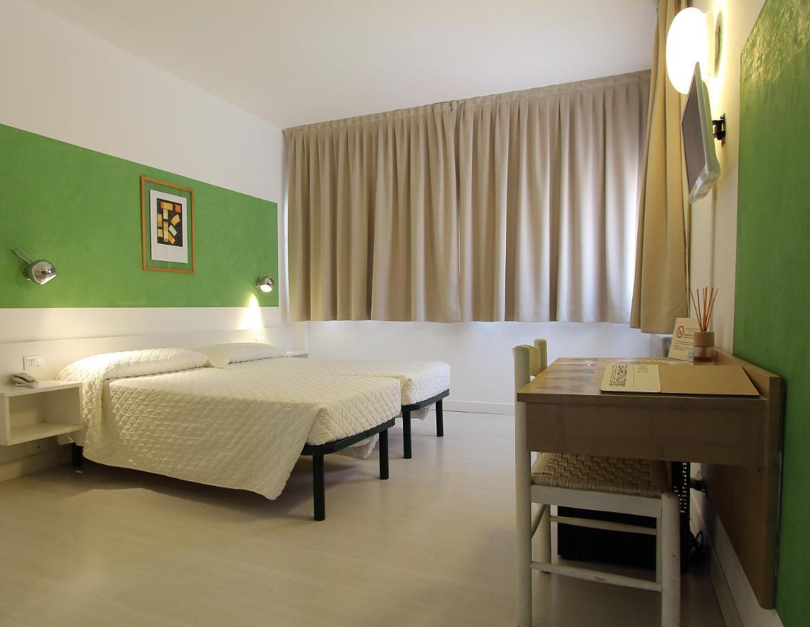 Hotel Giardino Breno Ngoại thất bức ảnh