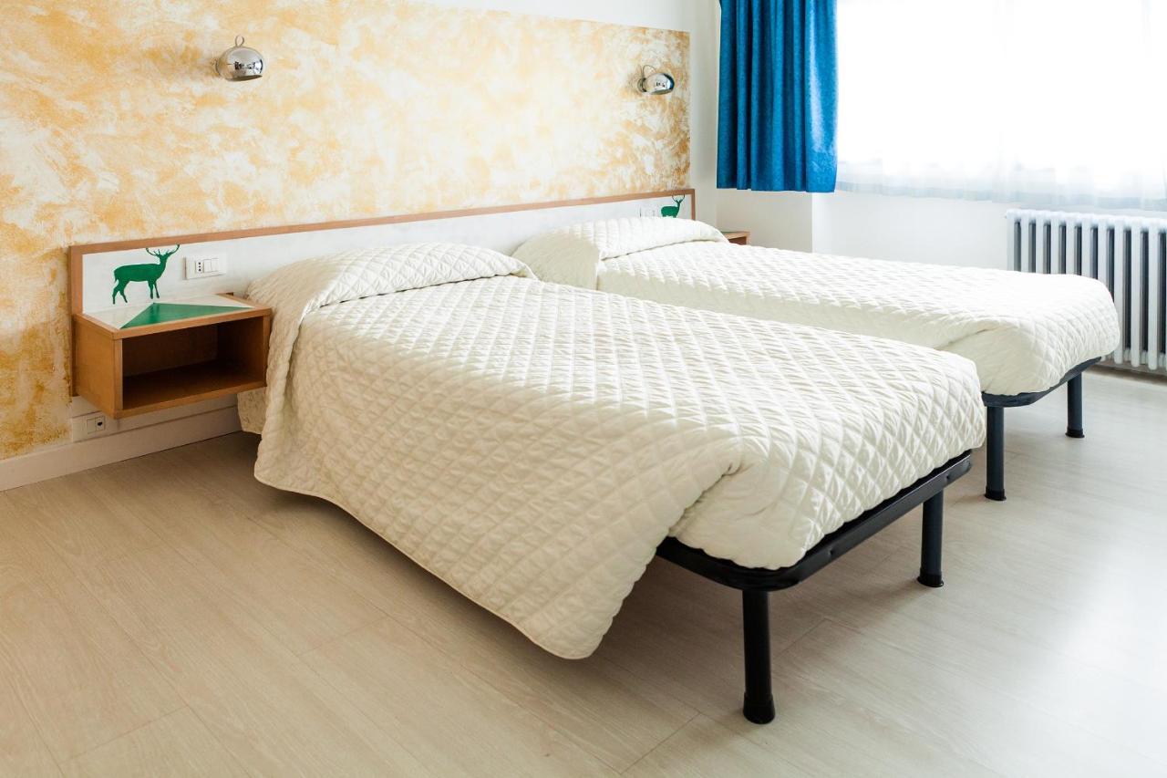 Hotel Giardino Breno Ngoại thất bức ảnh