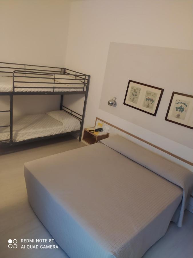 Hotel Giardino Breno Ngoại thất bức ảnh