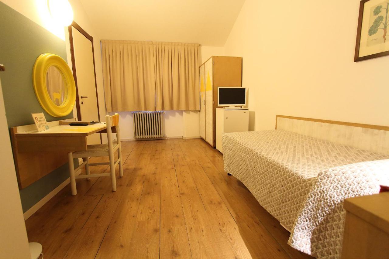 Hotel Giardino Breno Ngoại thất bức ảnh