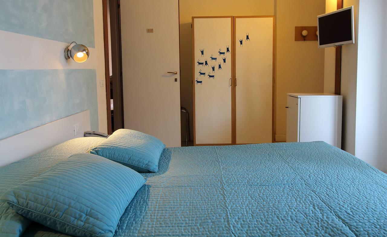Hotel Giardino Breno Ngoại thất bức ảnh